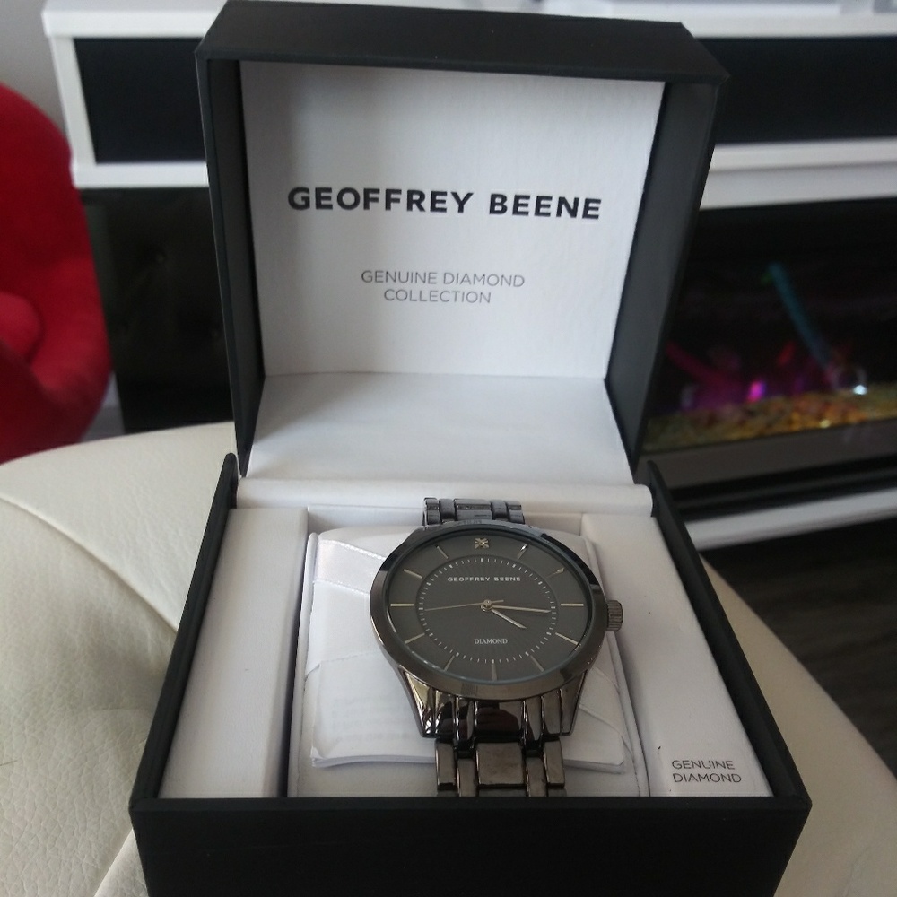 Brand New Geoffrey Beene Male Watch